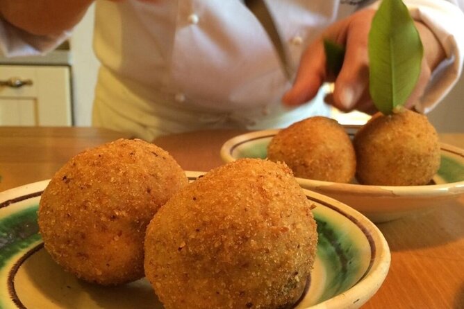 Street food and Cooking class in Syracuse - Price and value: what $119.21 buys you