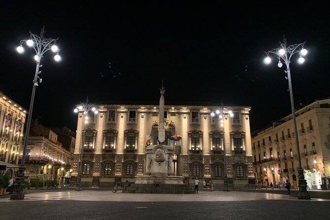 Street food tour of Catania by night - Nutrition reality check: who should read the fine print first