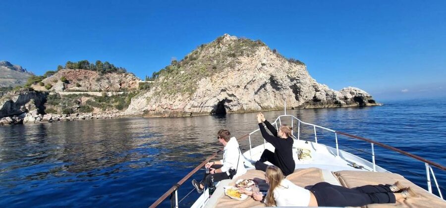 Sunset Tour and Searching Dolphins - Included Perks: Food, Drinks, and What That Saves You