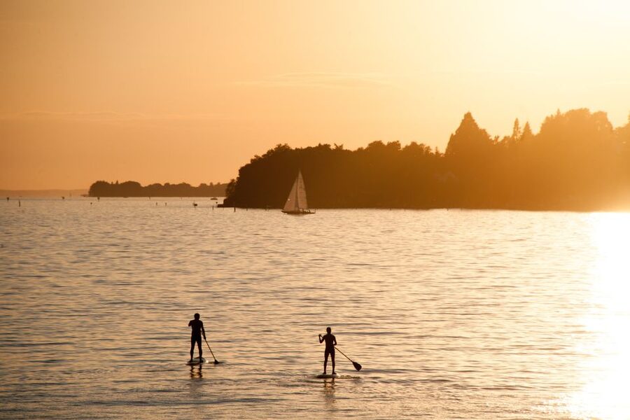 SUP rental in the bay of Taormina - Why Giardini Naxos is the right starting point for SUP