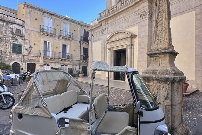 Syracuse and Ortygia by tuk-tuk 2-hour tour - Stop-by-stop: Piazza Duomo to Madonna delle Lacrime