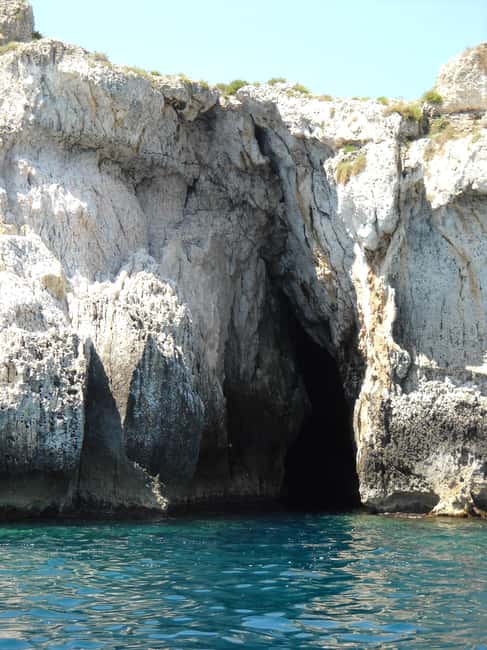 Syracuse: boat tour of sea caves and Ortigia, Papyrus Excursion - Who This Boat Tour Fits Best (and Who Should Skip It)