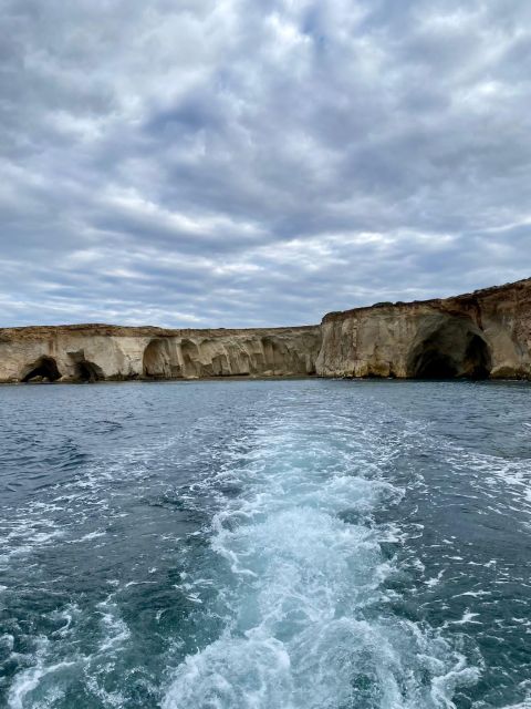 Syracuse:Boat tour Ortigia,Pillirina and seacaves - Heading Toward the Sea Caves: What the Route Looks For