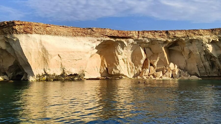 Syracuse:Boat tour Ortigia,Pillirina and seacaves - Grotta del Corallo Swim Stop: How to Make It Enjoyable