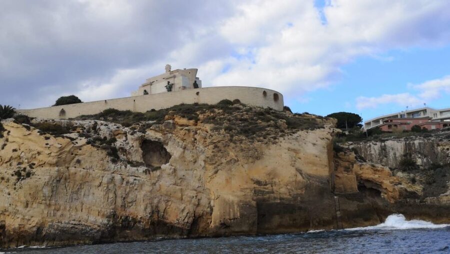 Syracuse:Boat tour Ortigia,Pillirina and seacaves - Price and Value: Is $47 Worth 2 Hours?