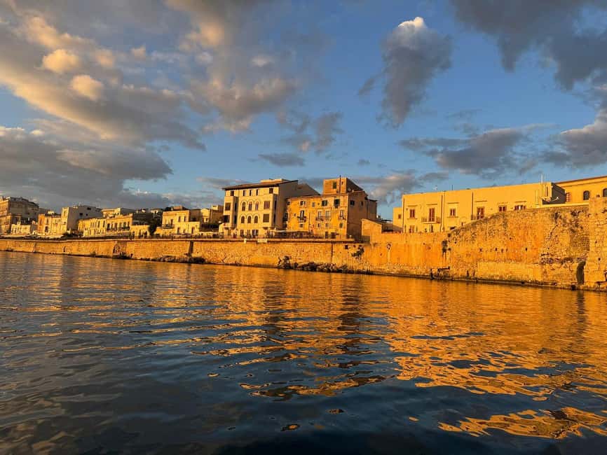 Syracuse: Boat Trip with Lunch, Wine, and Swimming Stops - Plemmirio and the Gulf of Pillirina: Nature Reserve Views From the Water