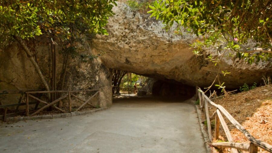 Syracuse: Greek Theater and Neapolis Guided Private Tour - Quick takeaways before you go