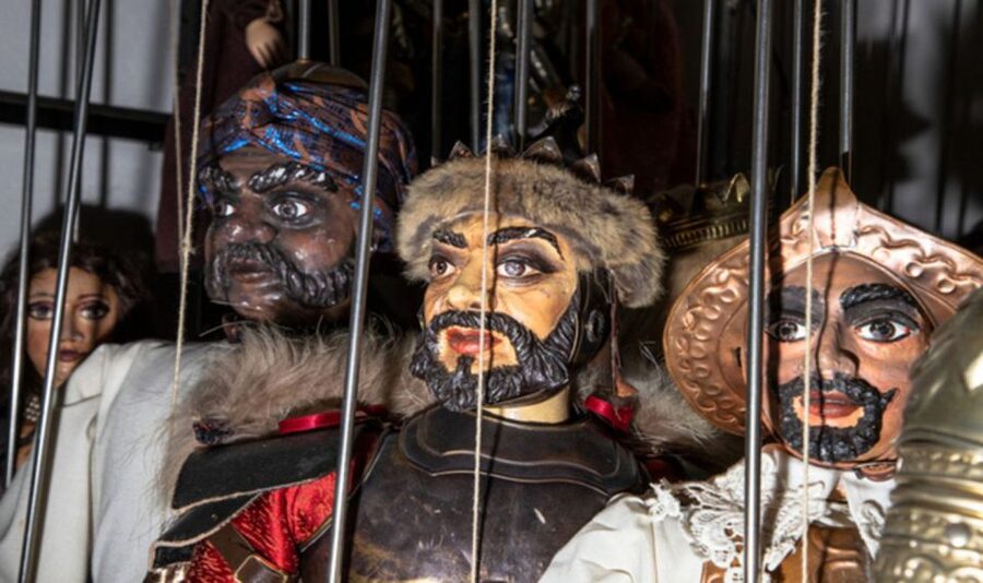 Syracuse: Museum Guided Tour with Sicilian Puppet show - Opera dei Pupi: Why Sicilian puppet theatre grabs you fast