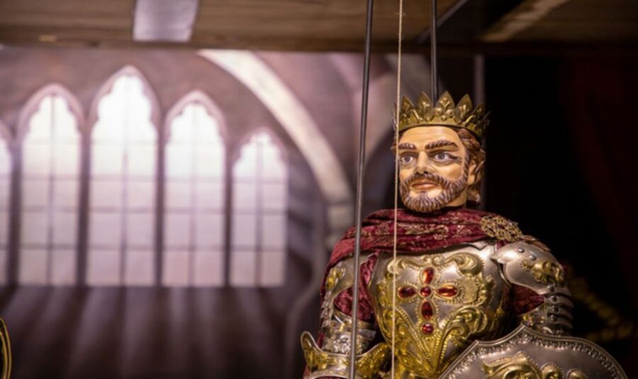 Syracuse: Museum Guided Tour with Sicilian Puppet show - What the 90-minute experience feels like in real time