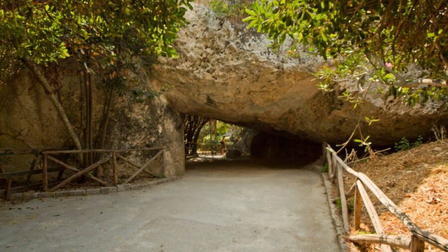Syracuse: Neapolis and Greek Theater guided tour - Key Things That Make This Neapolis Tour Worth Your Time