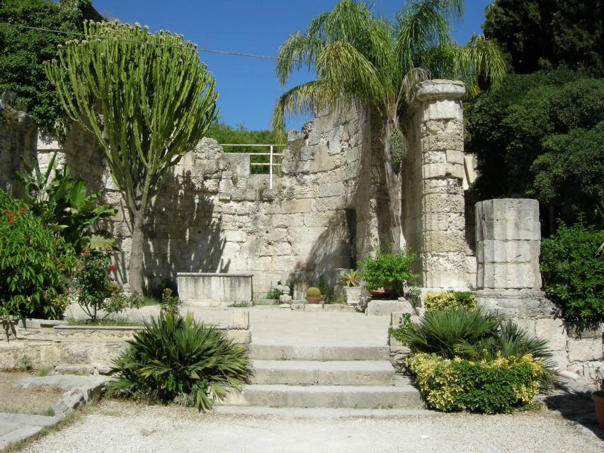 Syracuse: Neapolis and Greek Theater guided tour - Entering Neapolis Fast: Where You Meet and How the Tour Starts