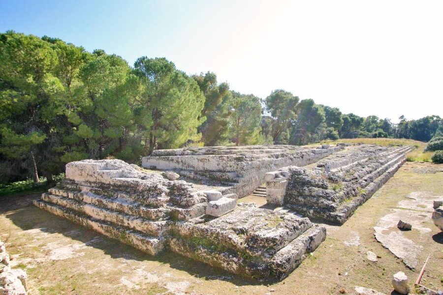 Syracuse: Neapolis Archaeological Park Small Group Tour - The Ear of Dionysius: Echoes, Shape, and Why People Talk About It