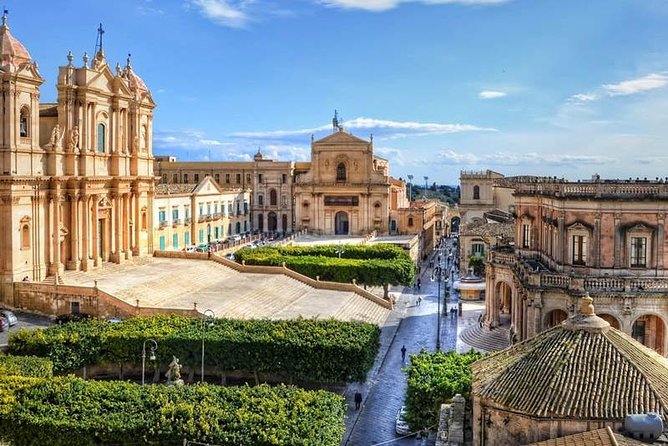 Syracuse & Noto - Day Tour from Taormina - A 10-Hour Big-Group Day Trip From Taormina