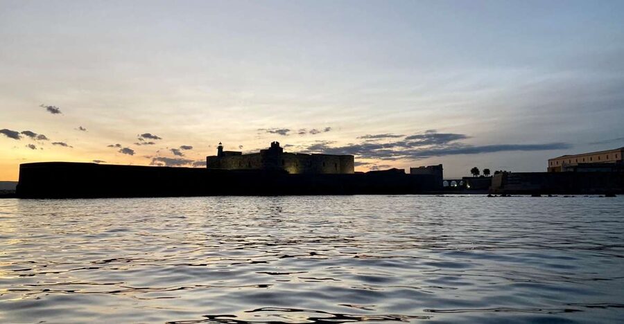 Syracuse: Ortigia Boat Trip with Caves and Pillirina - Ortigia from the water: why the sea caves + canal route works