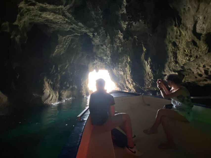 Syracuse: Ortigia Boat Trip with Caves and Pillirina - The sea caves area: how the ride brings you close
