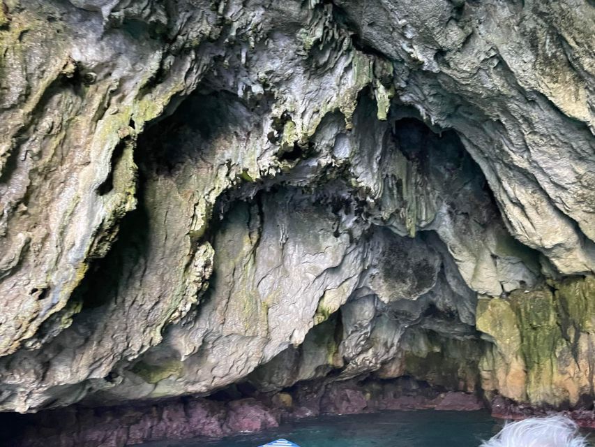 Syracuse: Ortigia Boat Trip with Caves and Pillirina - The start in Syracuse: where to meet and what to expect early