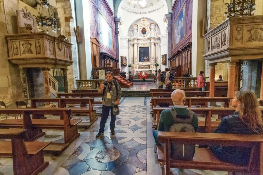 Syracuse: Ortigia Classic Walking Tour - Diana Fountain and Archimedes Square: small moments that add up