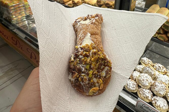 Syracuse Ortigia - Sicilian Street Food Tour by Do Eat Better - Mercato di Ortigia: paninetti with cheese and cured meats