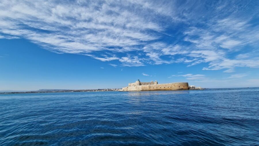 Syracuse: Pillirina, Ortigia, and Sea Caves Tour by Boat - Inside the Plemmirio Marine Protected Area: Snorkel With Real Water Life
