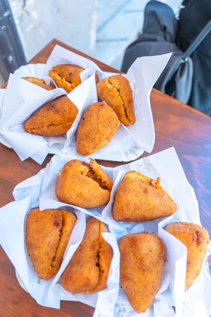 Syracuse: The Street Food Tour in Ortigia with a Local Guide - Pace, walking time, and staying comfortable in the real Ortigia heat