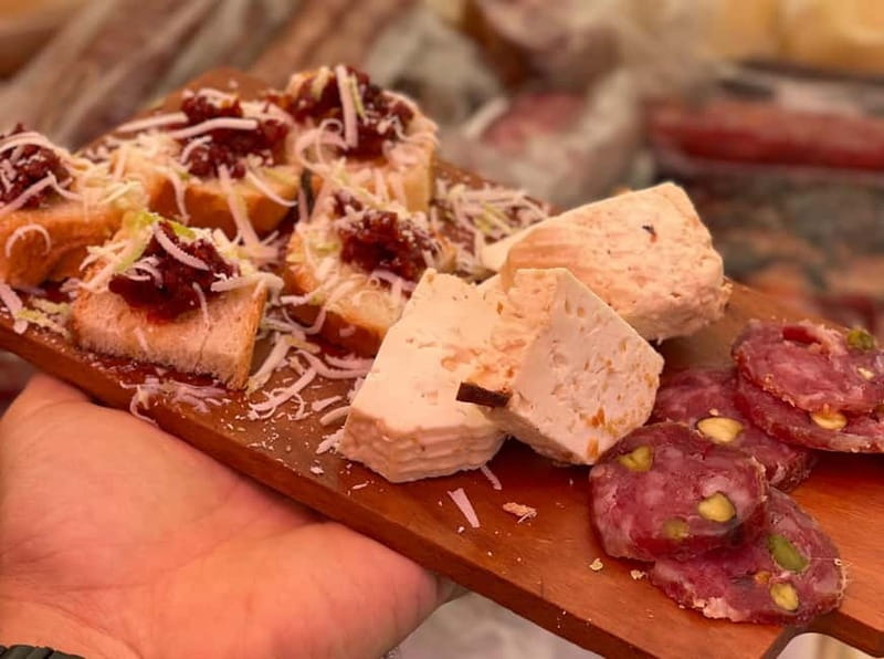 Syracuse: The Street Food Tour in Ortigia with a Local Guide - Price and value: what $81 buys you here