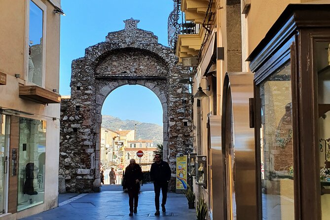 Taormina: A Self-Guided Audio Tour of Sicily’s Hilltop Town - Planning your walk: start at Terrazza Panoramica, finish at Porta Messina