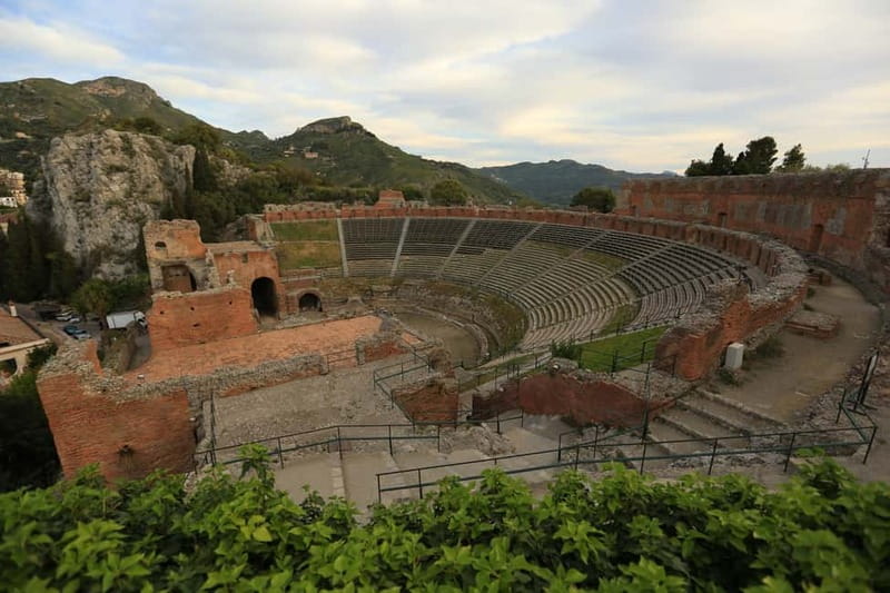 Taormina: Ancient Theater Entry Ticket and Guided Tour - Key highlights to watch for