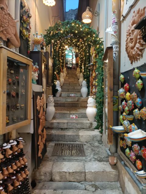 Taormina and Castelmola: Private tour - Taormina on Corso Umberto: the famous street with a payoff