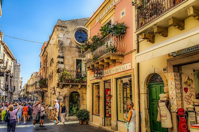 Taormina and Etna Full Day Tour from Giardini Naxos cruise port - Porta Messina and the Gates That Set the Pace
