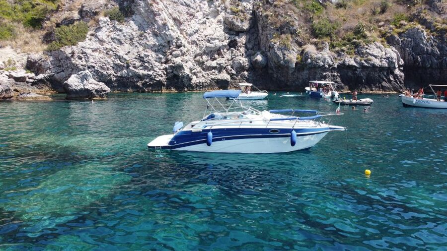 Taormina and Giardini Naxos 3/5/7 hours by PRIVATE BOAT - Cruising between coves: why the speedboat segments matter