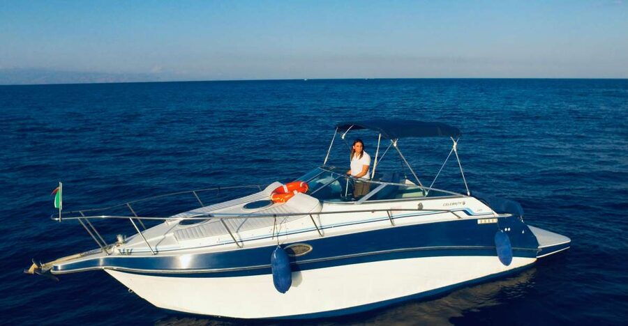Taormina and Giardini Naxos 3/5/7 hours by PRIVATE BOAT - Giardini Naxos and Naxos Bay: the other half of the loop