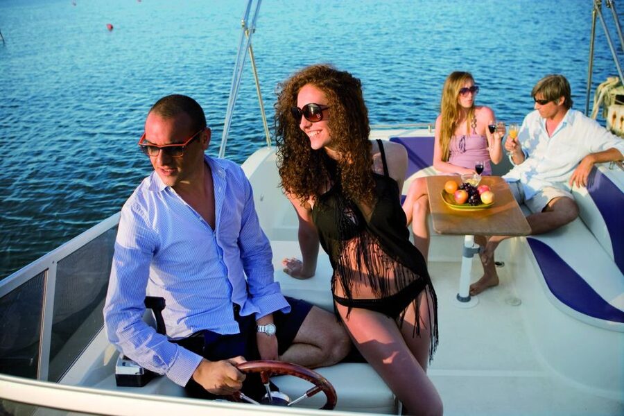 Taormina and Giardini Naxos - 3 Hour Boat Excursion - Snorkeling equipment included: what you can expect to see