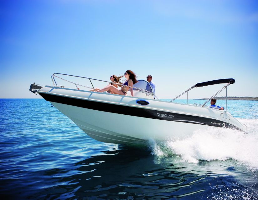 Taormina and Giardini Naxos - 3 Hour Boat Excursion - Guide and captain impact: why the person at the helm matters