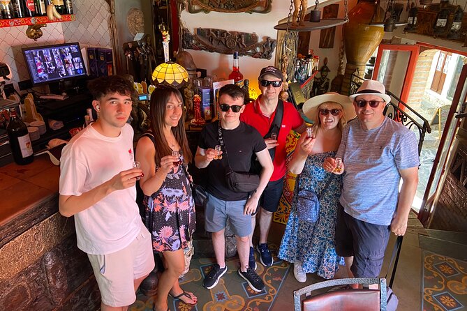 Taormina and Messina Private Tour with Sicilian Cannoli tasting - Cannoli tasting in two bites: confectionery time plus extra pastry-shop time