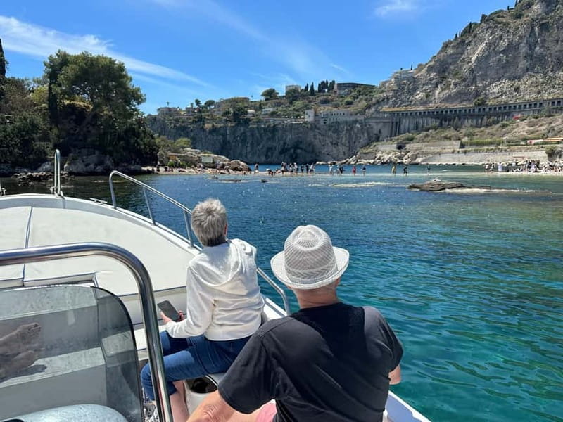 Taormina: Boat Tour with Sicilian Wine Tasting - Giardini Naxos and the last photo stops: the coast comes full circle