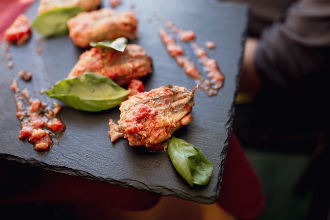 Taormina Food and Wine Walking Tour (Small Group or Private) - What the drinks schedule actually means for your dinner