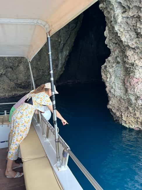 Taormina Giardini Naxos: Boat Tour with Aperitif & SwimMasks - On-board comfort: WiFi, music, toilets, and kids-friendly energy