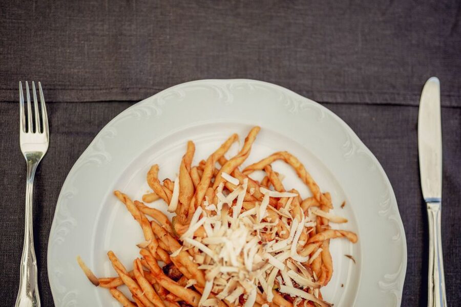 Taormina: Godfather Vs Mafia Tour with Pasta Lunch - Why the Godfather vs Mafia angle is the right kind of fun