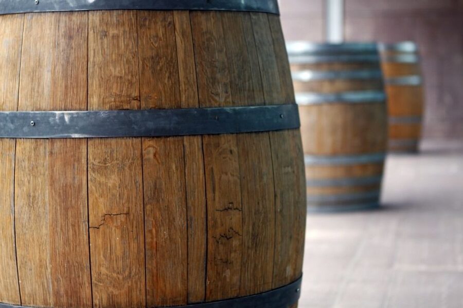 Taormina: Guided Etna Wine Tasting Half-Day Tour - The Coach Ride from Taormina: Views, Commentary, and Comfort