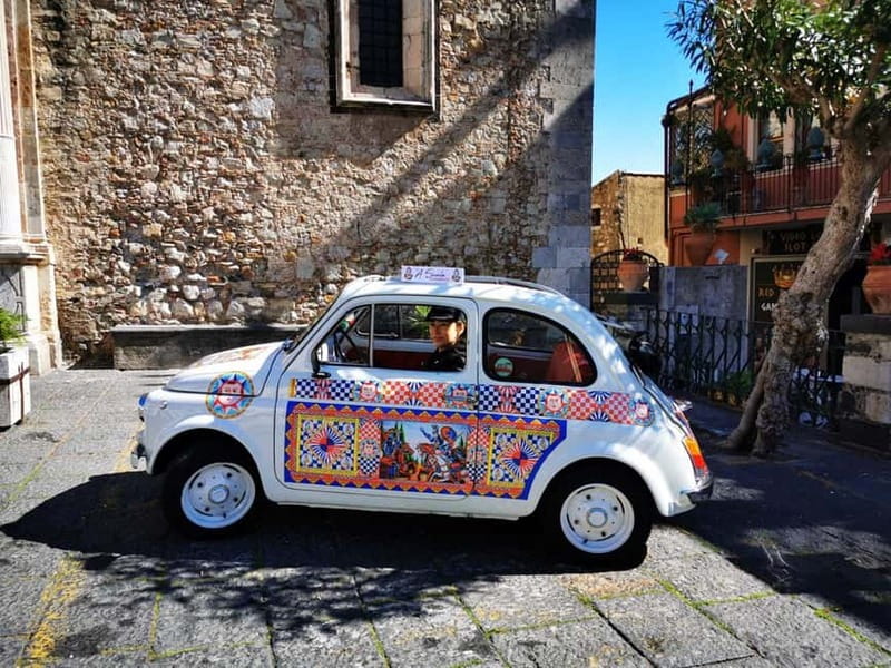 Taormina: Guided Walking Tour - Viccolo Stretto: the smallest street stop that actually works