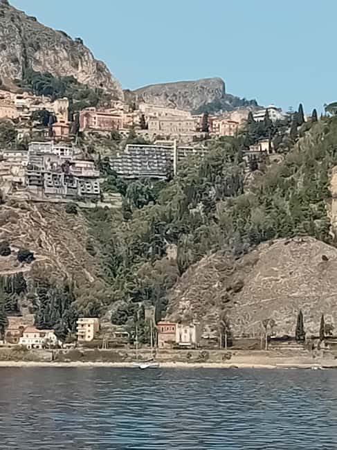Taormina: Isola Bella Boat Tour with Prosecco Onboard - Isola Bella marine reserve: the 40-minute swim break that makes the tour