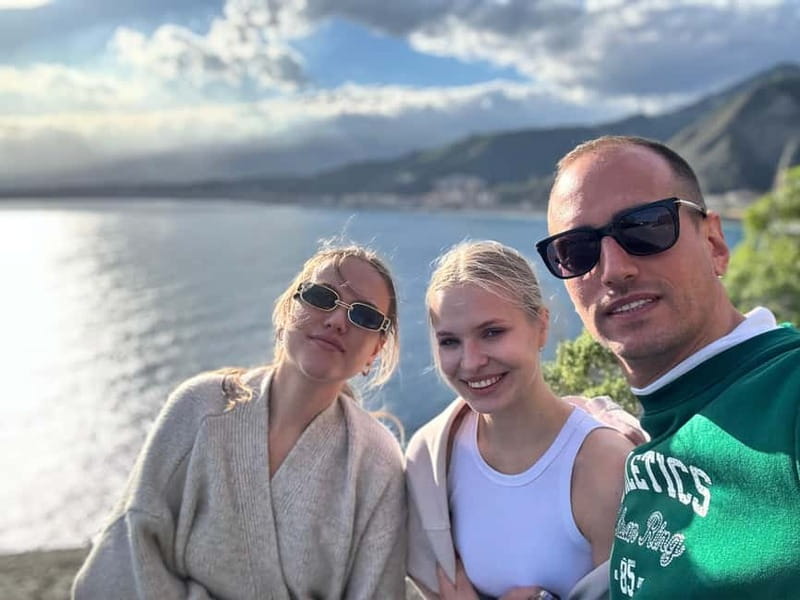 Taormina, Isola Bella: exclusive one-day tour with pick-up from Catania - Sweet Stops and Photo Time: Granita, Brioche, Cannoli, and Coffee