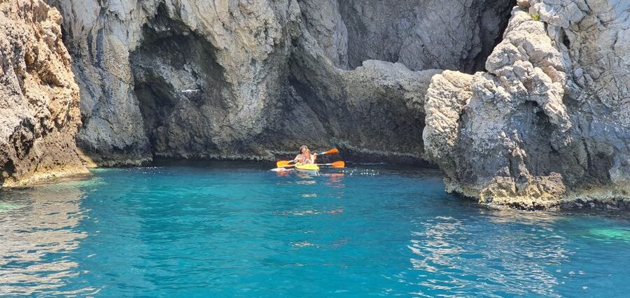 Taormina: Kayak Coastal Tour to Isola Bella and Blue Grotto - Kayaking Basics: Medium Difficulty Means You Should Be Ready to Work