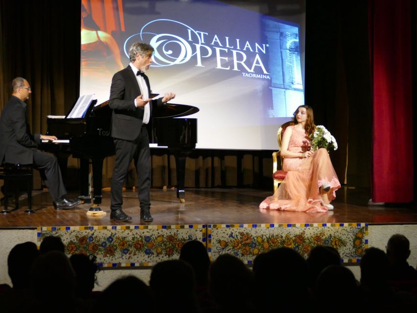 Taormina: Opera Performance in the Nazarena Theater - Why the Nazarena Theater makes opera feel close