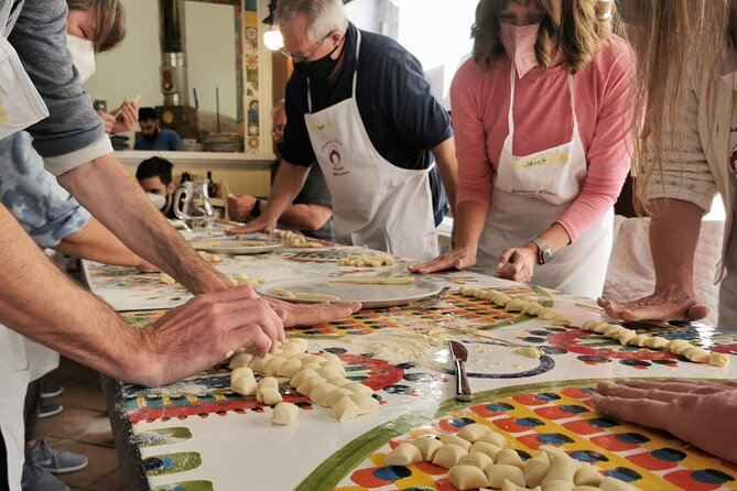 Taormina Pizza Making Class- From Messina - From Messina port to Taormina kitchen: how the day is paced