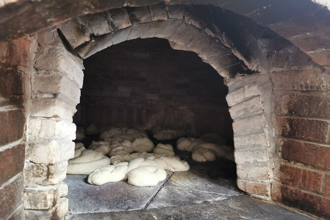 Taormina Pizza Making Class- From Messina - Porta Messina cooking class: what you do and what you eat