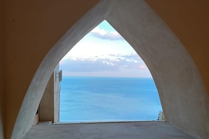 Taormina premium food & wine tour at rooftops and upscale bars - Ending near Porta Catania: walking out with an easy way back