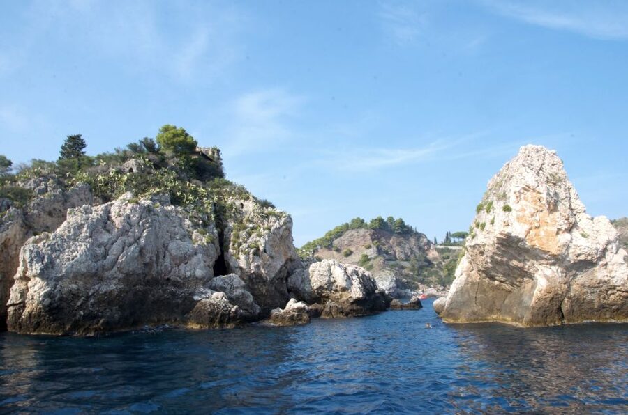 Taormina: White Lotus Tour - Meeting at Vip Sailing Taormina: how to find the boat without stress
