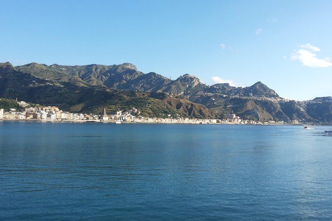 TASTE OF SICILY: Taormina, Messina + sicilian street food tasting - Porta Catania di Taormina: the view-first stop