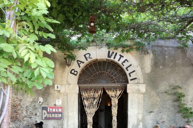 'The Godfather' Movie Tour from Taormina - Stop 1 in Savoca: Bar Vitelli, the famous queue, and what to do with your hour